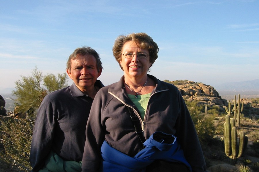 ../image/ed and joan at pinnacle peak 1.jpg